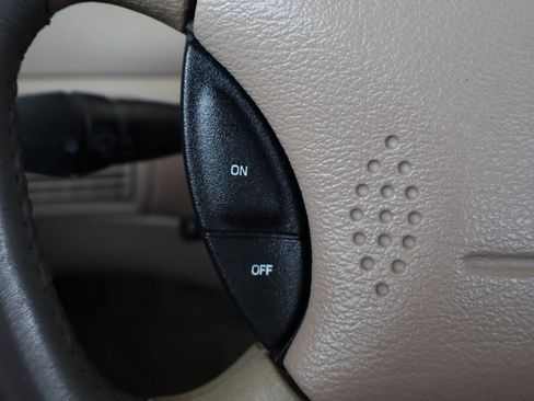 Used 2001 Ford Mustang GT RWD image 16