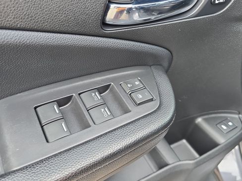 Used 2019 Honda Pilot Touring image 24