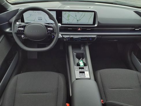 New 2025 Hyundai Ioniq 6 SE AWD/4WD image 13