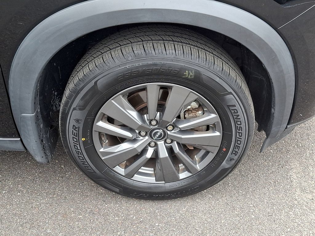 Used 2024 Nissan Pathfinder SV AWD/4WD image 11