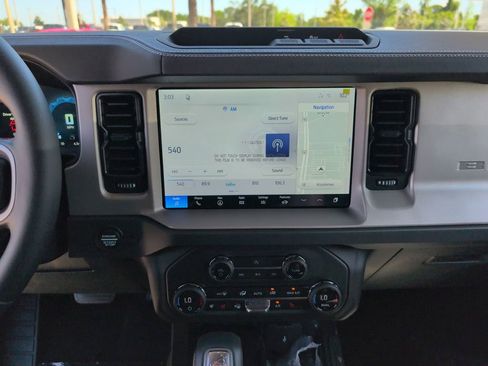 New 2026 Ford Bronco Outer Banks AWD/4WD image 16