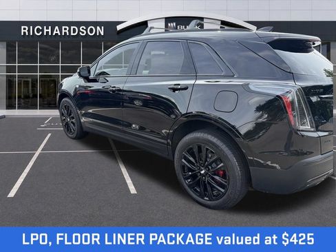 Used 2026 Cadillac XT5 Sportv w/ LPO, Onyx Lite Package AWD/4WD image 5