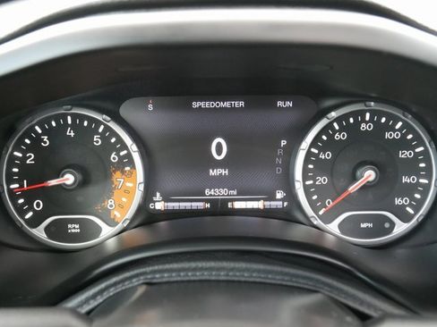 Used 2018 Jeep Renegade Trailhawk w/ Cold Weather Group II image 29