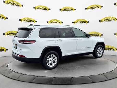 Used 2024 Jeep Grand Cherokee L Limited w/ Luxury Tech Group II image 5