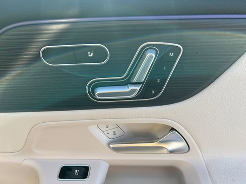 New 2026 Mercedes-Benz GLA 250 image 16