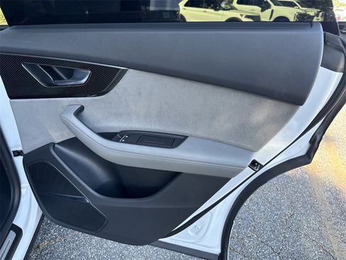 Used 2023 Audi SQ8 Prestige image 17