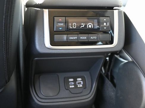 New 2026 Subaru Ascent Premium image 11
