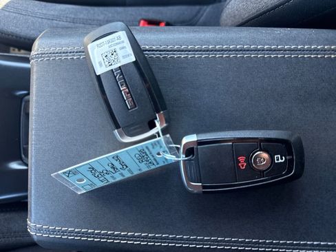 Used 2025 Ford Bronco 4-Door w/ Sasquatch Package image 33