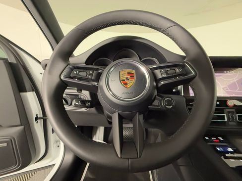 New 2026 Porsche Macan S image 35