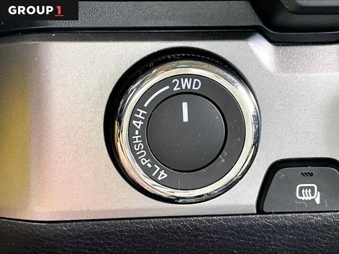 Used 2019 Toyota Tacoma SR5 AWD/4WD image 35