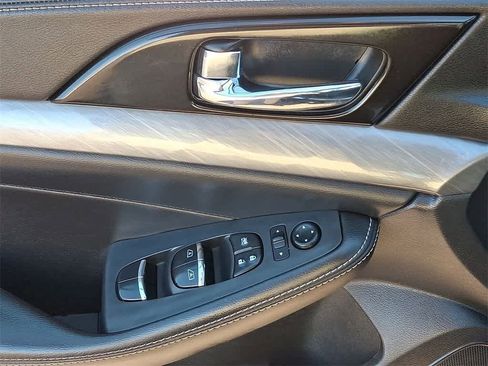 Used 2017 Nissan Maxima 3.5 SL image 10