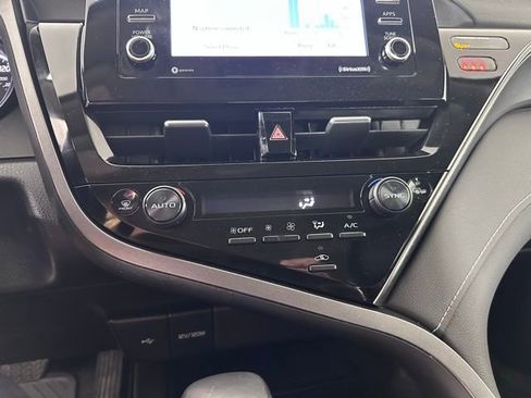 Used 2024 Toyota Camry SE w/ Cold Weather Package image 25