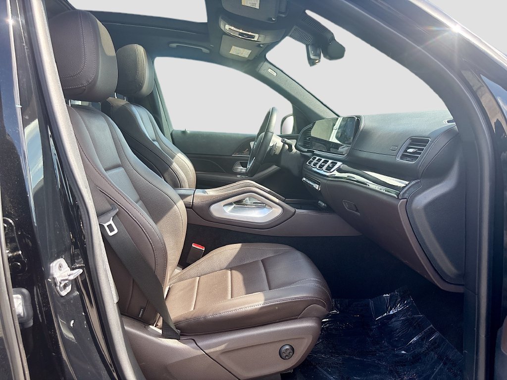 Used 2022 Mercedes-Benz GLS 450 4MATIC image 26