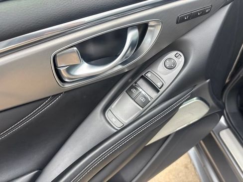 Used 2019 INFINITI Q60 3.0t Luxe w/ Essential Package AWD/4WD image 22