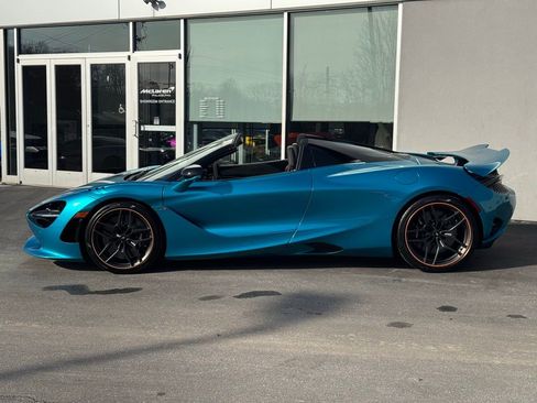 Used 2024 McLaren 750S Spider image 3