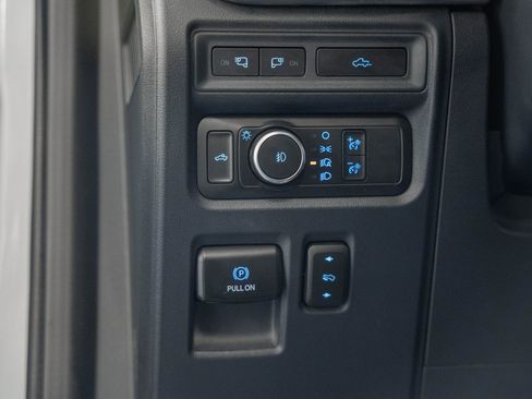 Used 2022 Ford F150 Lariat w/ Equipment Group 502A High image 50