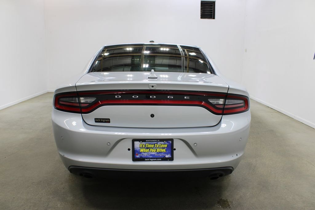 Used 2023 Dodge Charger Police RWD image 4