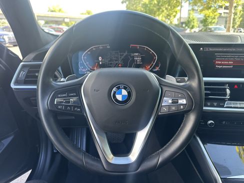 Used 2019 BMW 330i Sedan w/ Convenience Package RWD image 13