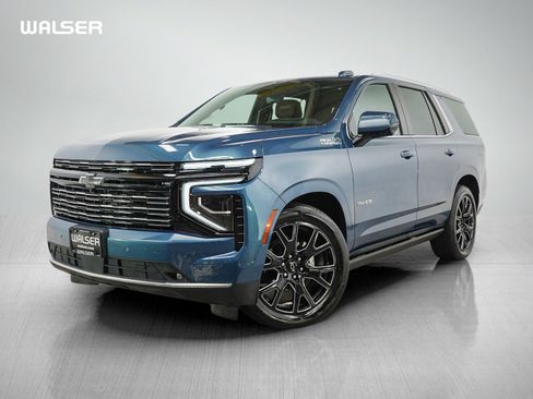 Used 2025 Chevrolet Tahoe High Country AWD/4WD image 1