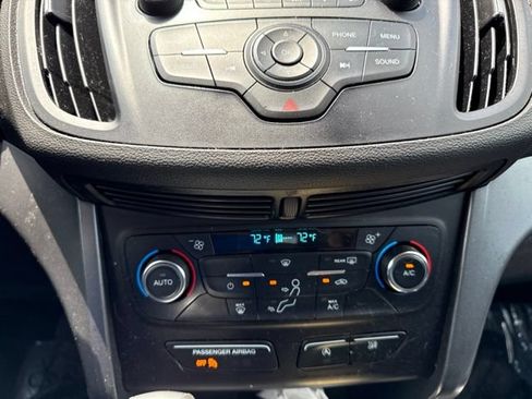 Used 2017 Ford Escape SE AWD/4WD image 13