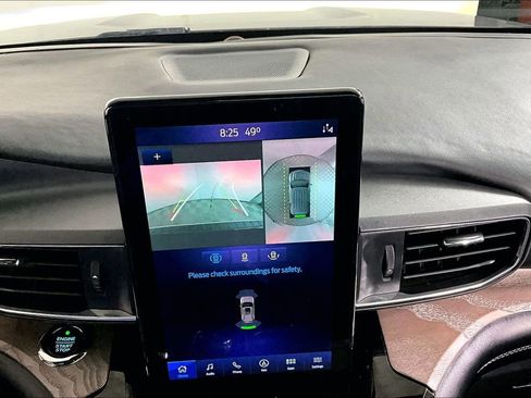 Used 2021 Ford Explorer Platinum w/ Equipment Group 601A image 21