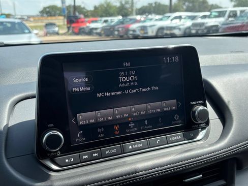 Used 2026 Nissan Rogue SV FWD image 20