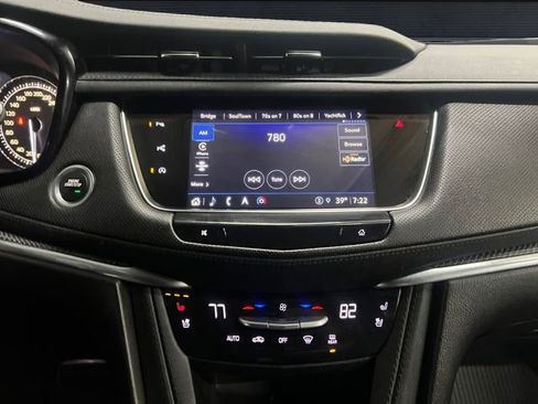 Used 2023 Cadillac XT5 Sportv w/ Technology Package image 11