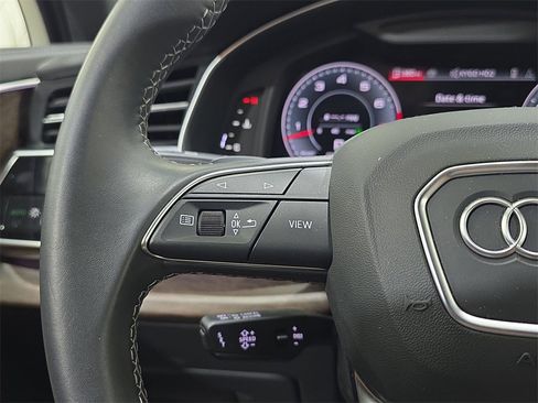 Used 2025 Audi Q7 3.0T Prestige w/ Prestige Package image 19