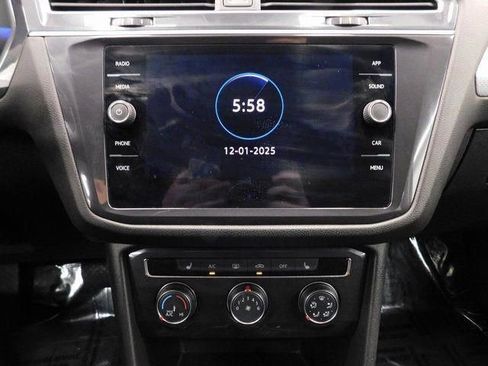 Used 2024 Volkswagen Tiguan S image 37