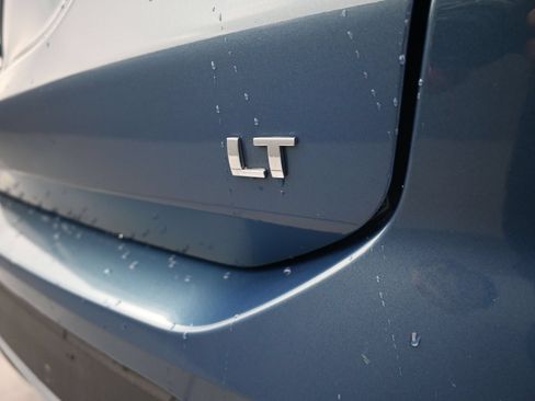Used 2024 Chevrolet Equinox LT FWD image 33