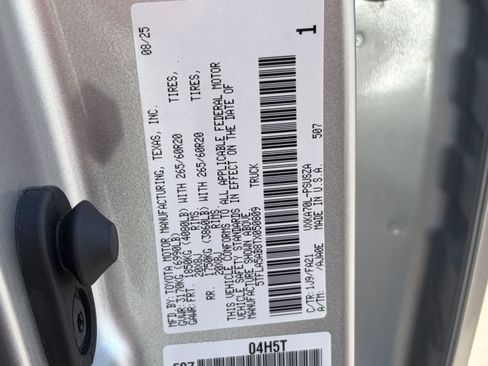 Used 2026 Toyota Tundra SR5 w/ SX Package RWD image 32