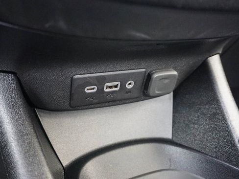 Used 2025 Chevrolet Malibu RS image 25