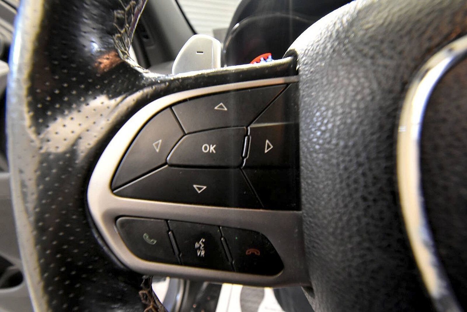 Used 2019 Dodge Durango SRT AWD/4WD image 36