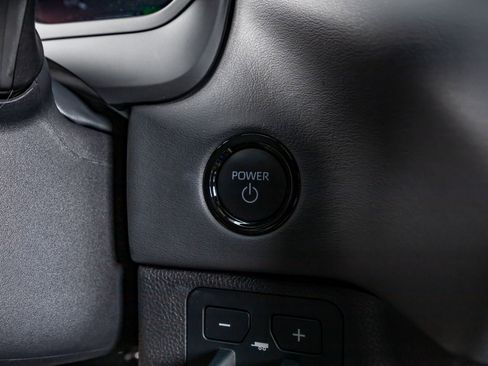 Used 2025 Toyota Sequoia Platinum image 22