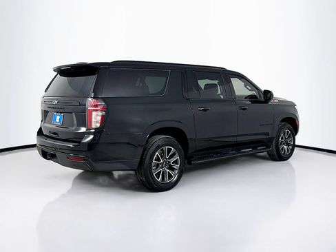 Used 2024 Chevrolet Suburban Z71 AWD/4WD image 7