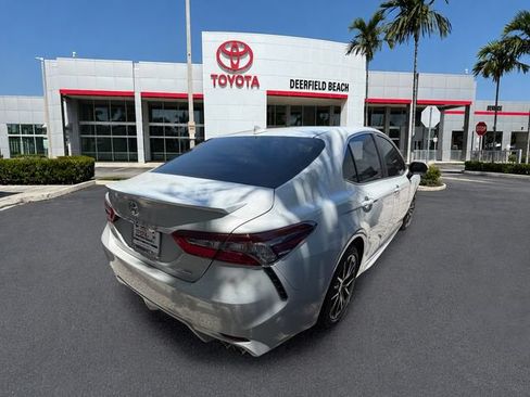 Certified 2022 Toyota Camry SE w/ Audio Upgrade Package FWD image 11