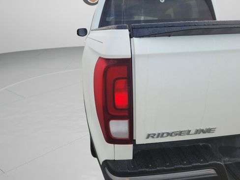 Used 2018 Honda Ridgeline RTL-T image 16