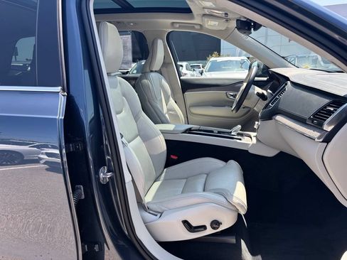 Used 2023 Volvo XC90 T8 Ultimate w/ Lounge Package AWD/4WD image 20