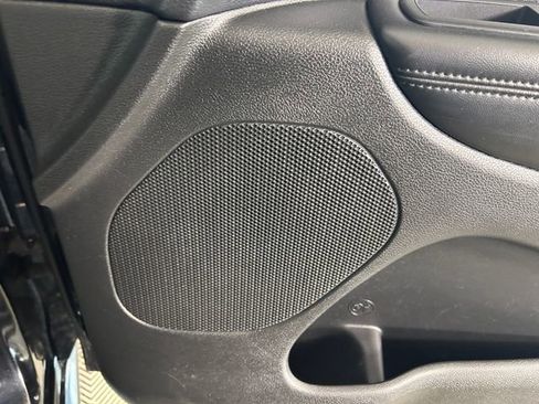 Used 2020 Dodge Durango GT image 30