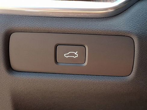 Used 2024 Volvo S60 B5 Plus image 35