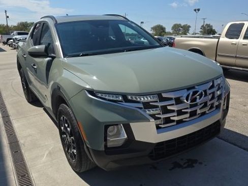 Used 2023 Hyundai Santa Cruz SEL w/ Activity Package FWD image 4