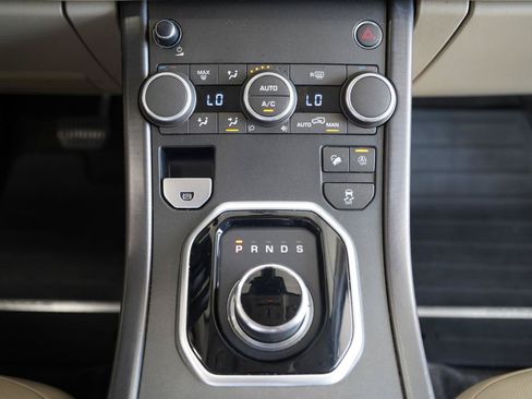 Used 2018 Land Rover Range Rover Evoque SE Premium AWD/4WD image 22