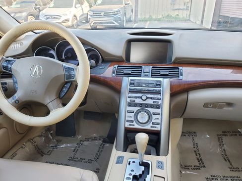 Used 2005 Acura RL AWD/4WD image 31