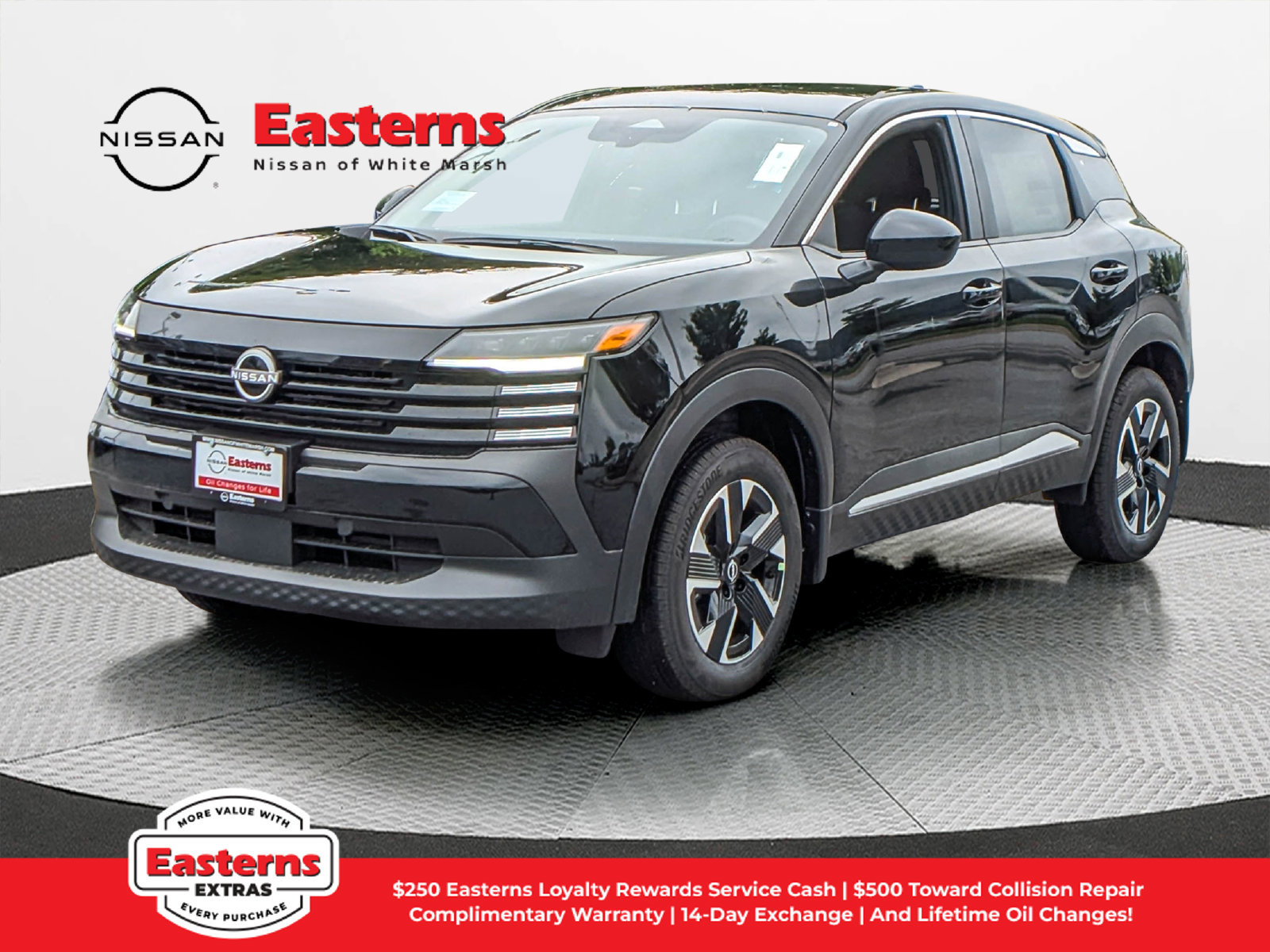 Used 2025 Nissan Kicks SV AWD/4WD image 1