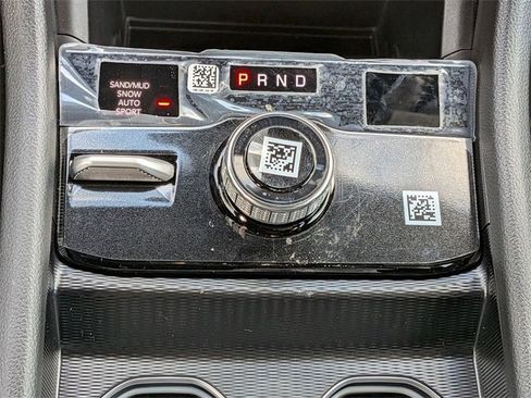 New 2025 Jeep Grand Cherokee L Limited image 16