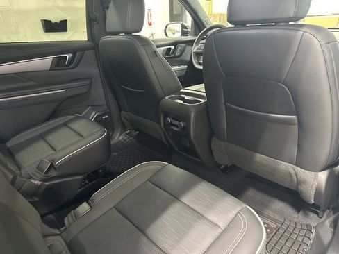 Used 2025 Buick Enclave Sport Touring w/ Power Package image 43