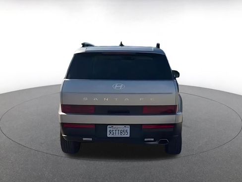 Used 2025 Hyundai Santa Fe SEL image 12
