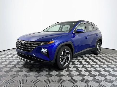 Used 2023 Hyundai Tucson Limited FWD image 2