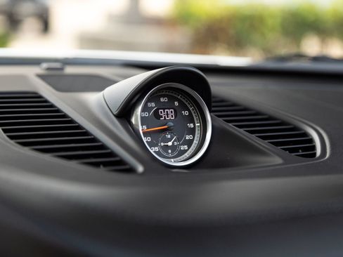 Certified 2018 Porsche 911 Carrera S RWD image 23