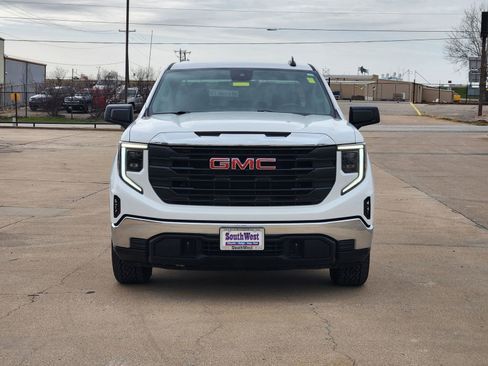 Used 2024 GMC Sierra 1500 Pro w/ Pro Value Package image 6